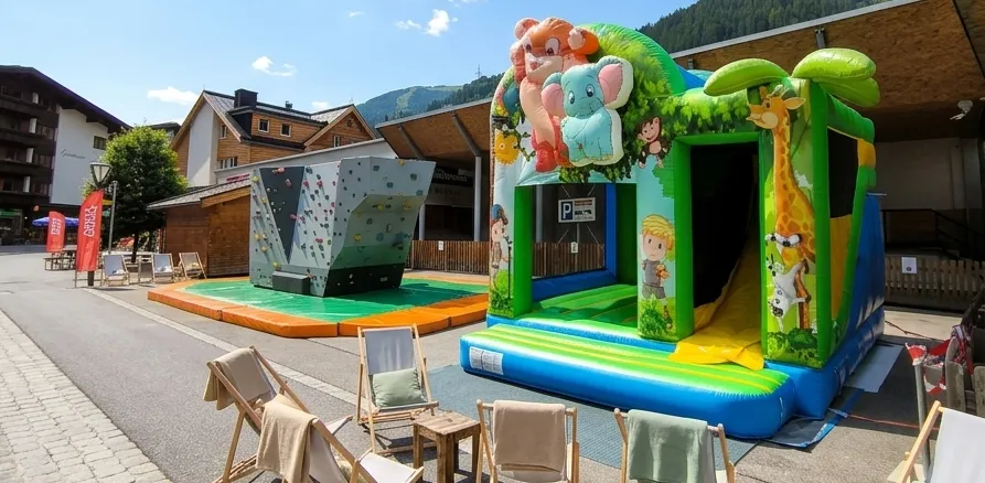 Mietanlagen — mobiler Boulderblock, Bungee Trampolin, Hüpfburgen und mehr